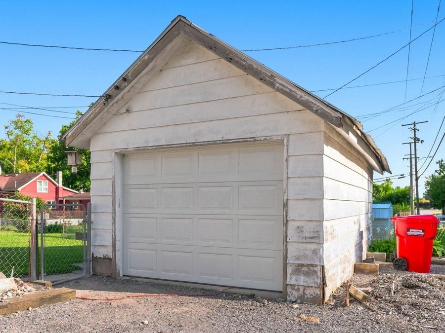 Property Image 44