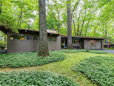 15 Woodland Circle , Rochester, NY 14622