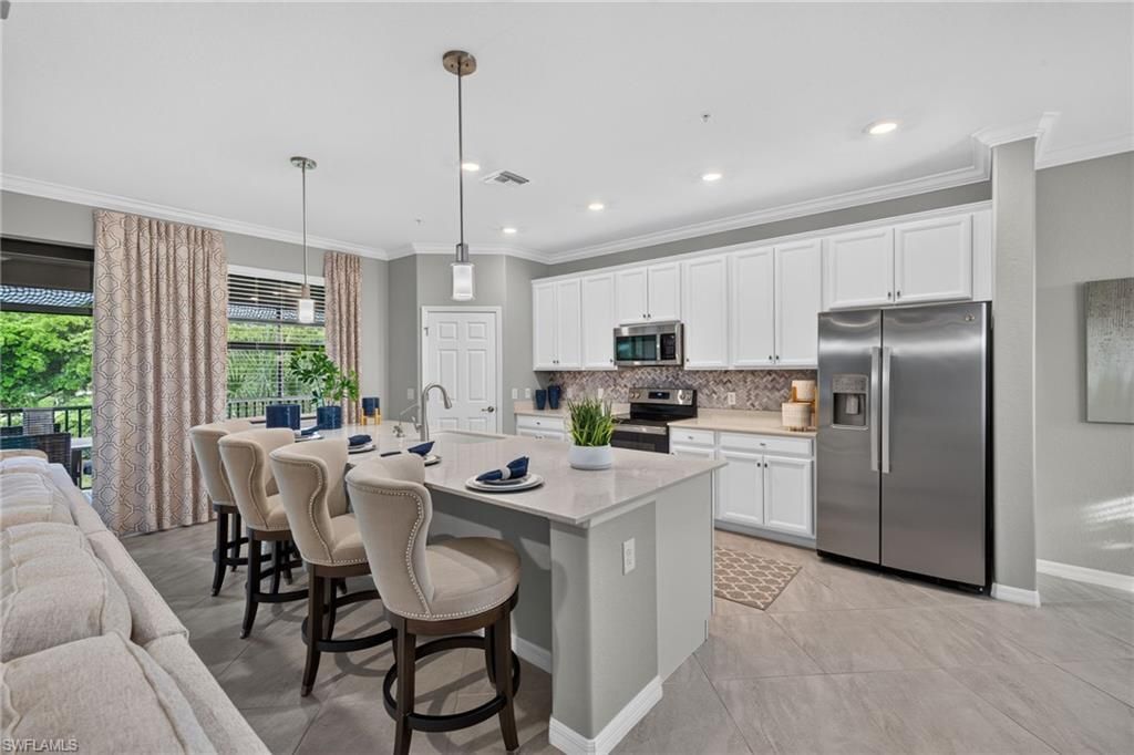 12015 Hawthorn Lake Dr, Unit 202, Fort Myers, FL 33913 Photo