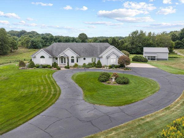 69618 Beebe Road, Niles, MI 49120