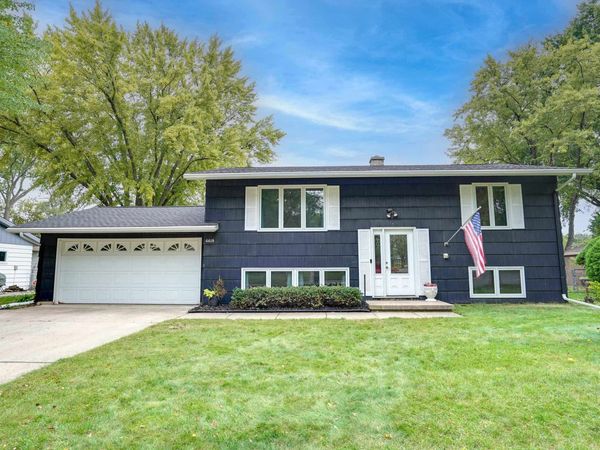 6619 Cooper Avenue, Middleton, WI 53562