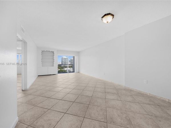 400 Kings Point Dr , Unit 1427, Sunny Isles Beach, FL 33160