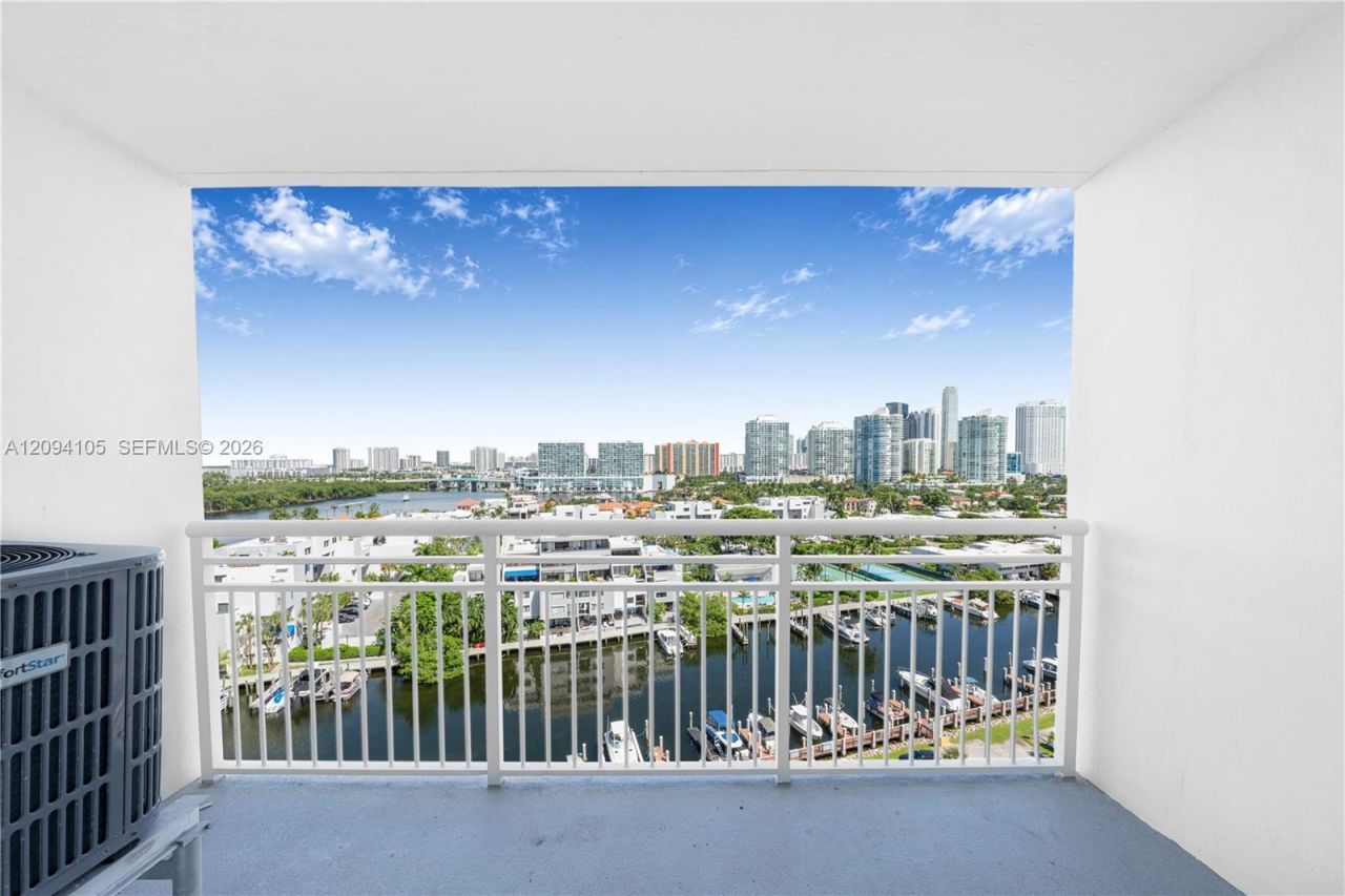 400 Kings Point Dr , Unit 1427, Sunny Isles Beach, FL 33160 Photo