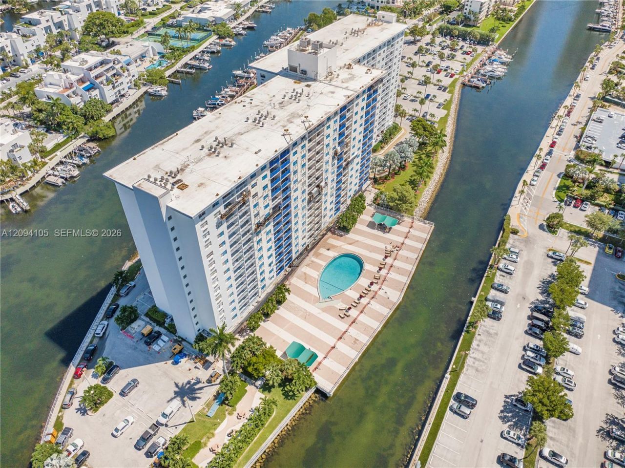 400 Kings Point Dr , Unit 1427, Sunny Isles Beach, FL 33160 Photo