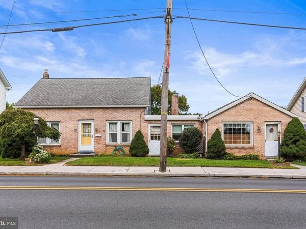 85 & 87 MAIN STREET , MC SHERRYSTOWN, PA 17344