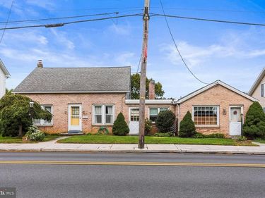 85 & 87 MAIN STREET, MCSHERRYSTOWN, PA 17344