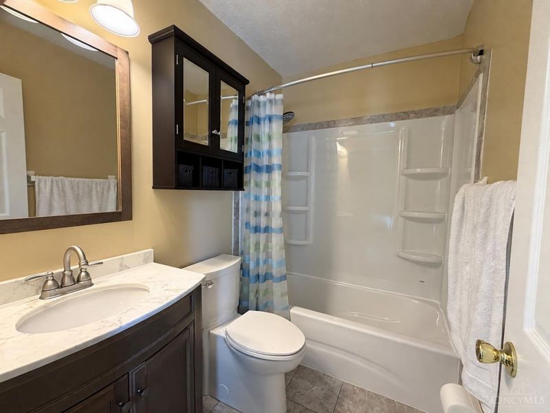 11126 Wood Avenue, Blue Ash, OH 45242 Photo 19