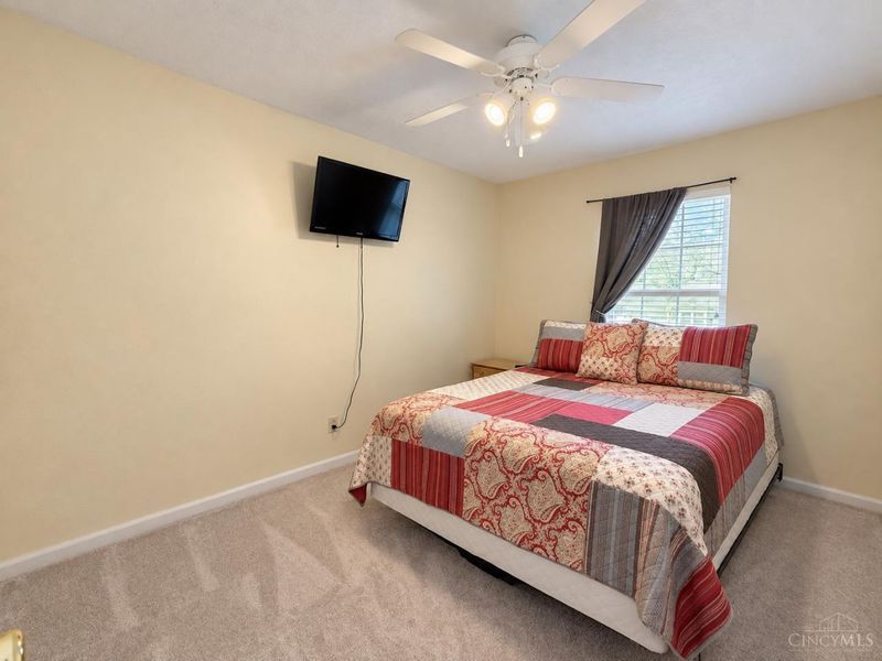 11126 Wood Avenue, Blue Ash, OH 45242 Photo 21