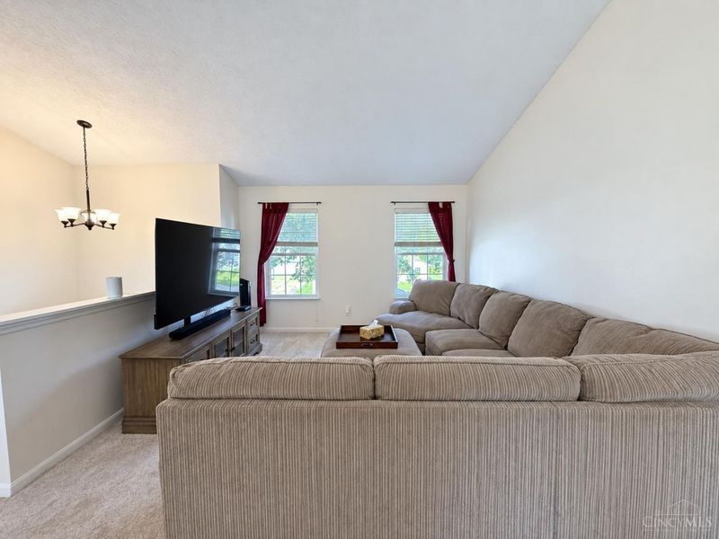 11126 Wood Avenue, Blue Ash, OH 45242 Photo 5
