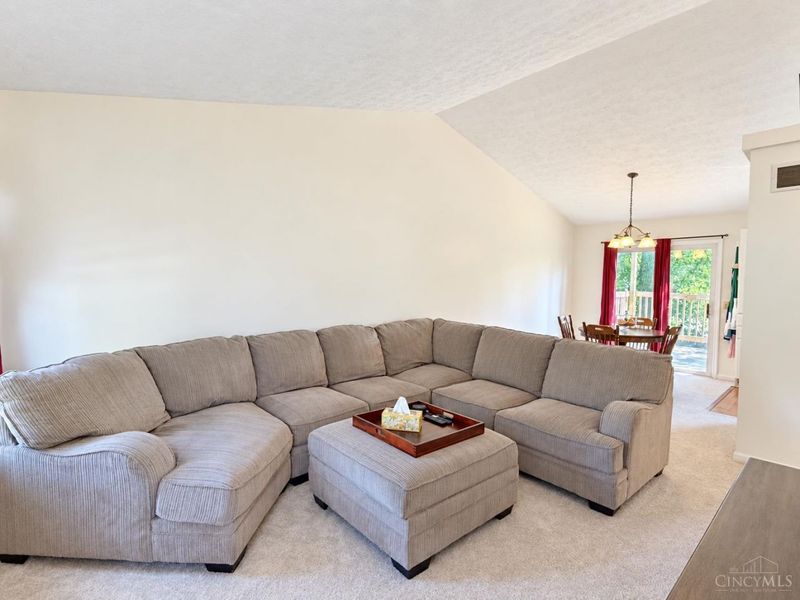 11126 Wood Avenue, Blue Ash, OH 45242 Photo 7