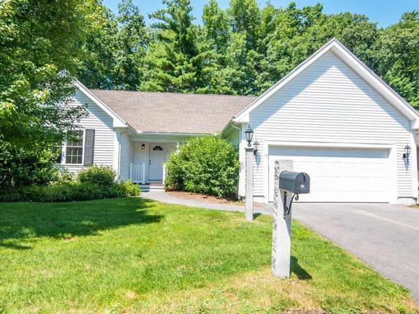10 Ashley Ln, Unit 10, Methuen, MA 01844