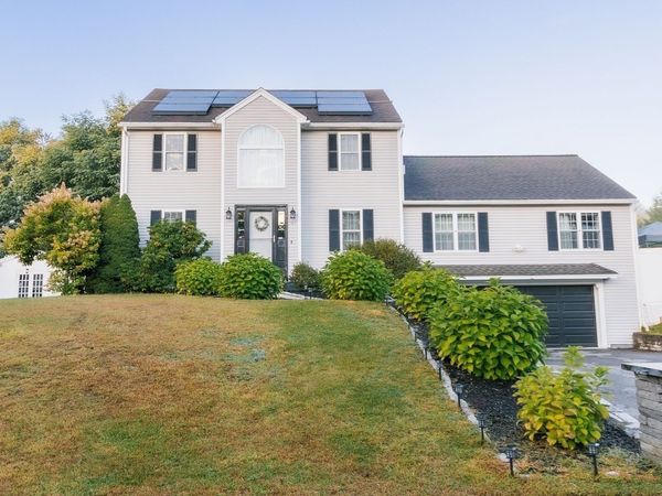 107 Bishop Rd, Fitchburg, MA 01420