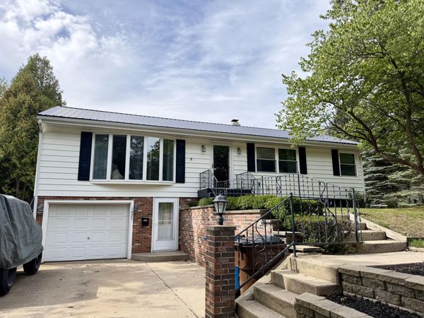 1027 N Rath Avenue, Ludington, MI 49431