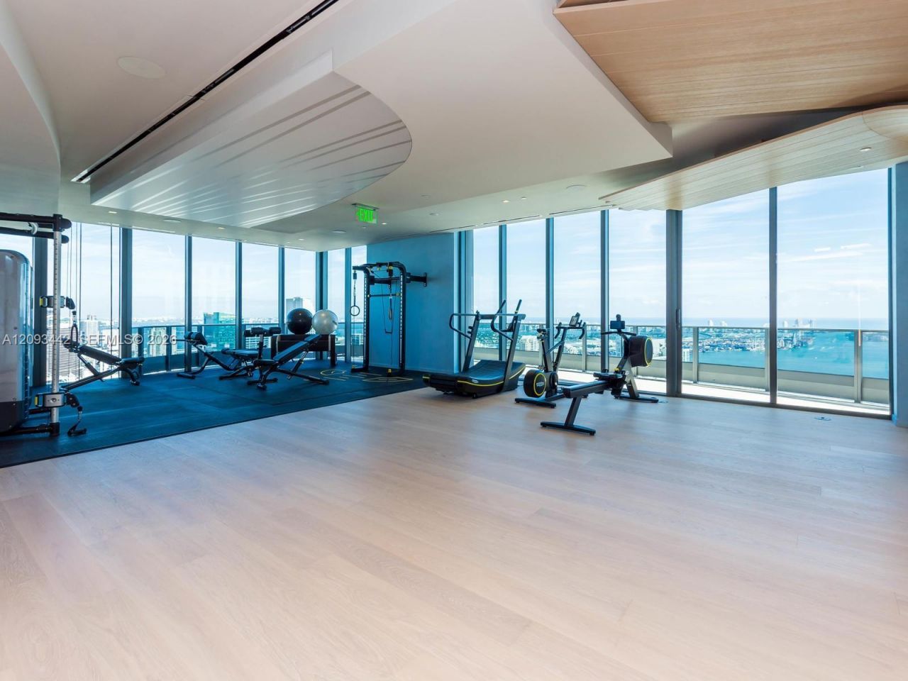 1000 Brickell Plz , Unit 4104, Miami, FL 33131 Photo