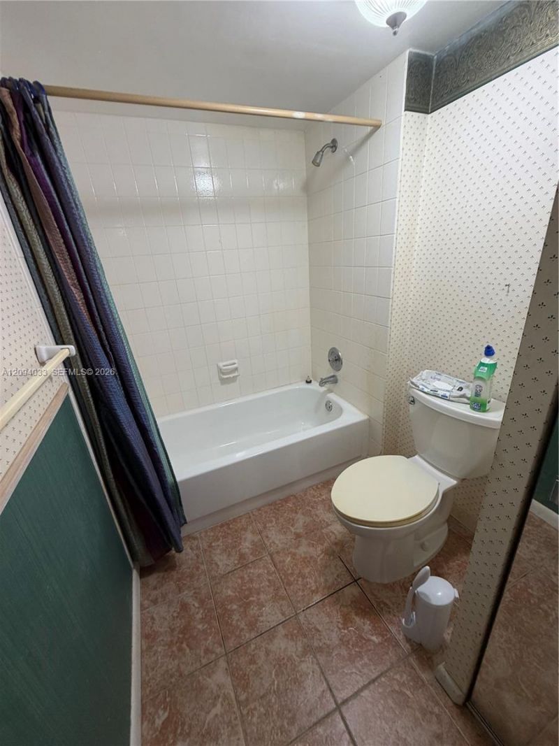 2564 Lakeview Ct , Cooper City, FL 33026 Photo