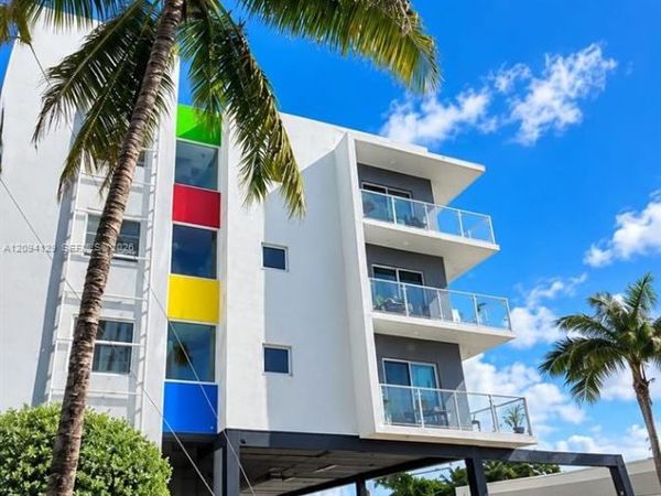 1857 NW 24th St, Unit 1, Miami, FL 33142