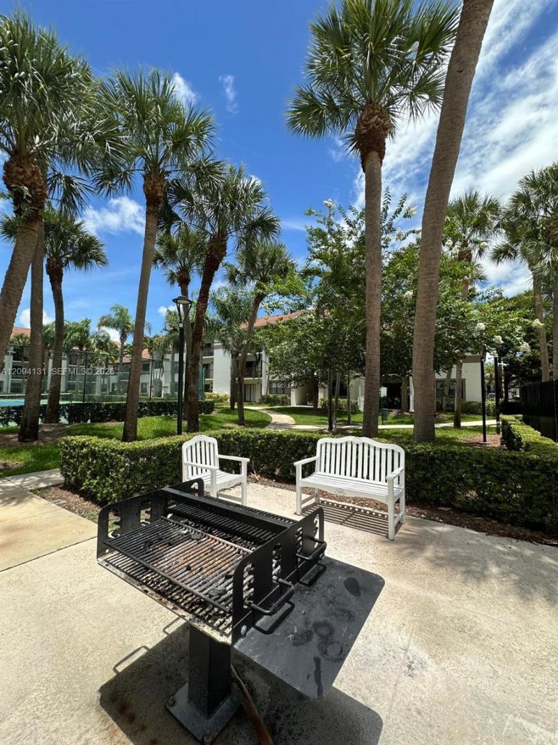 540 S Park Rd , Unit 16-9, Hollywood, FL 33021 Photo