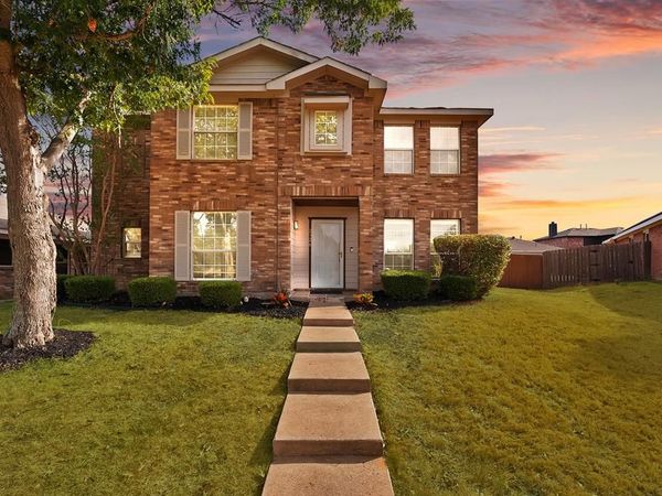 2326 Mcintosh Court , Lancaster, TX 75134