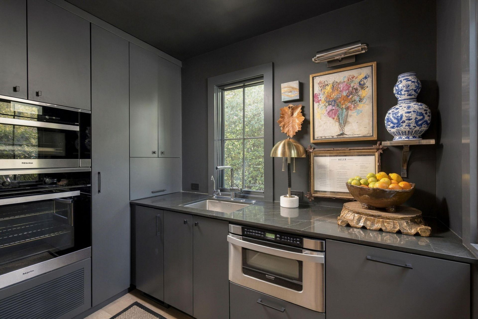734 Pitt Street Photo 13