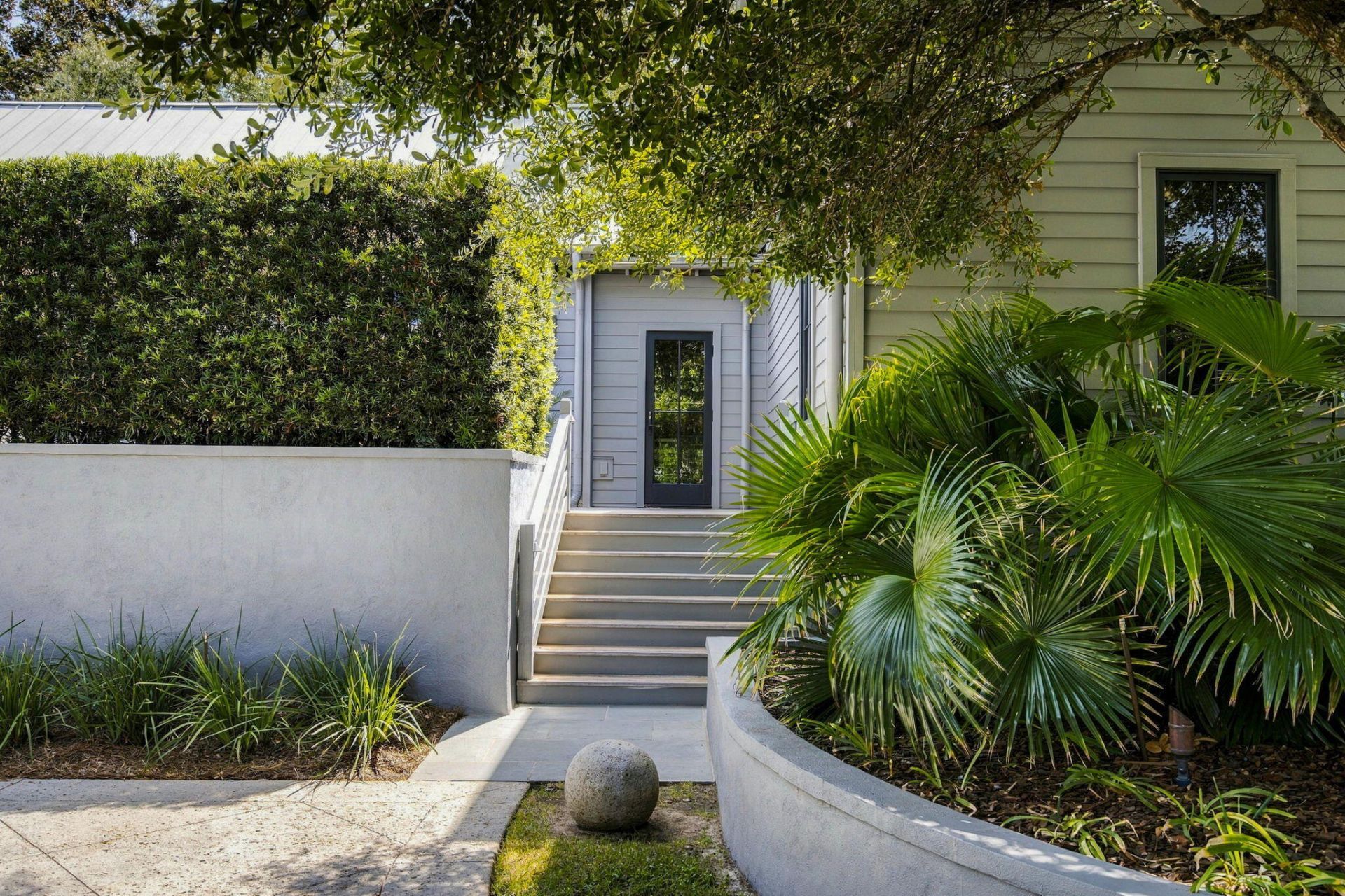 734 Pitt Street Photo 31
