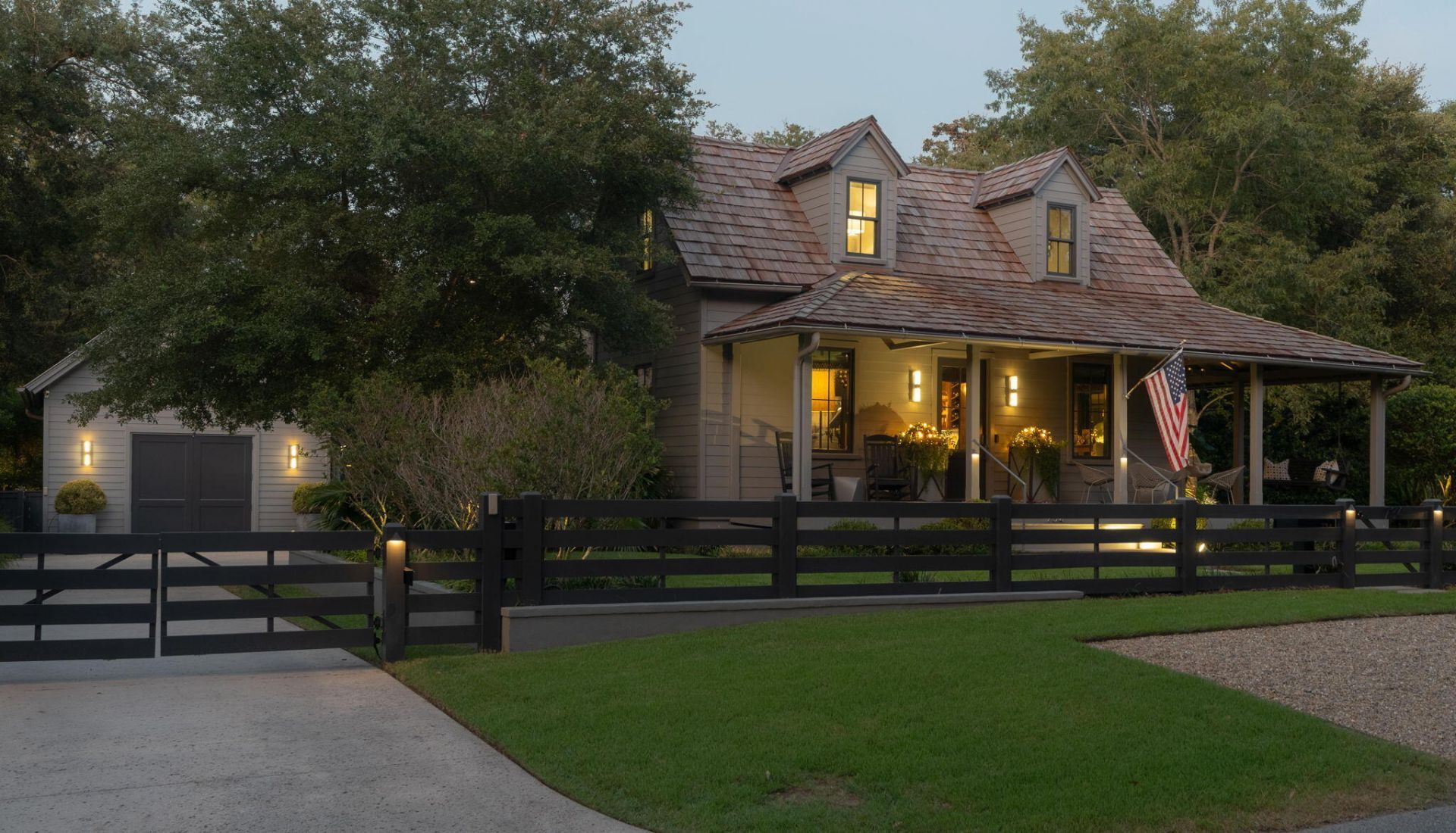 734 Pitt Street Photo 4