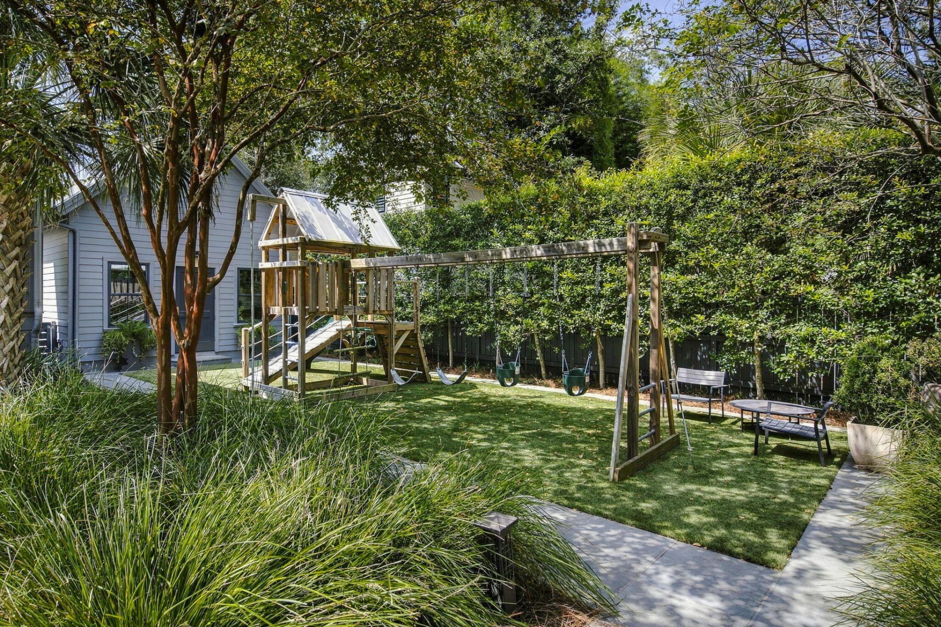 734 Pitt Street Photo 52