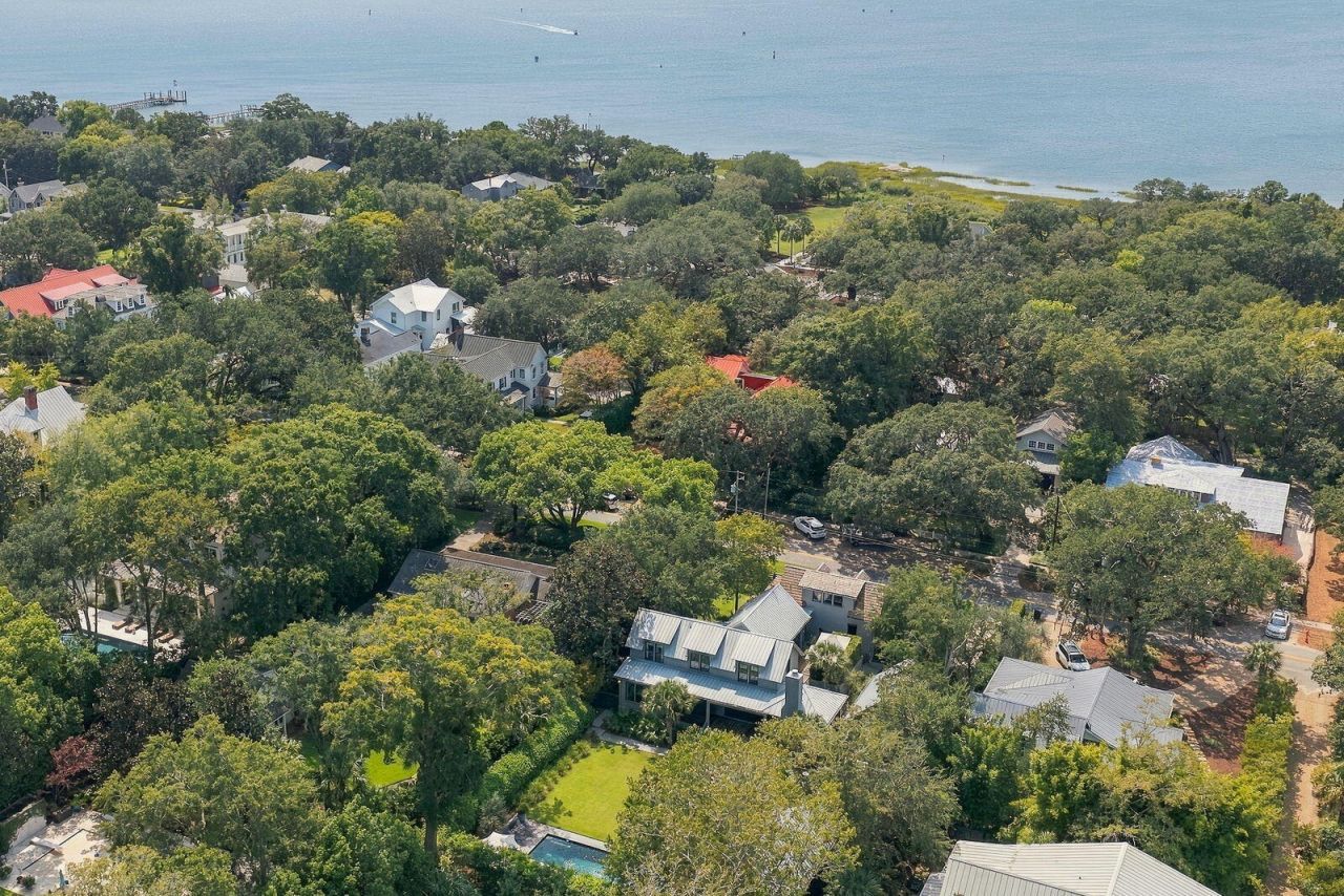 734 Pitt Street Photo 55