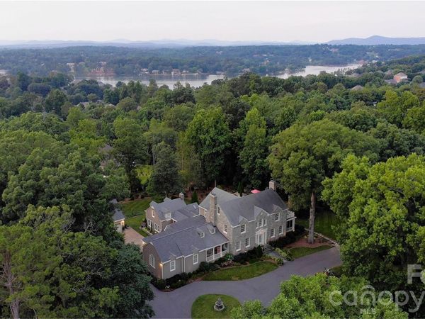 Hickory, NC 28601