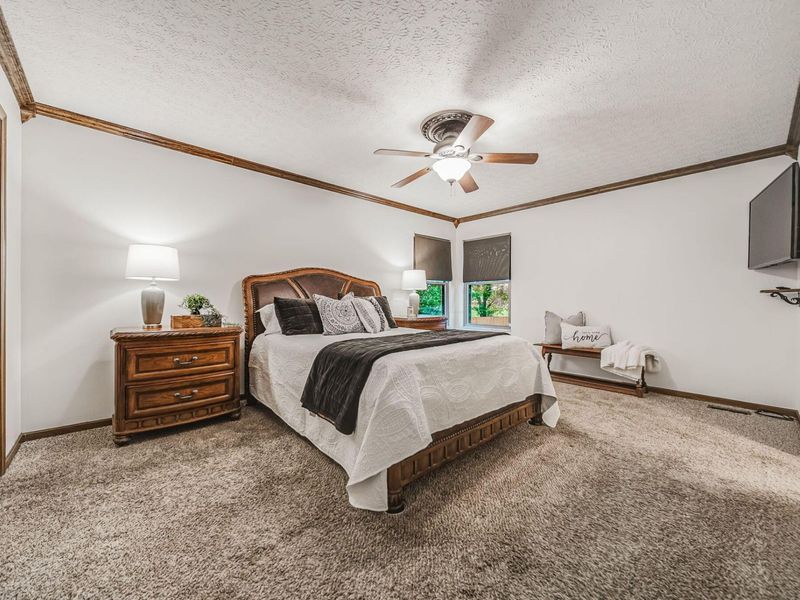 7045 Sherbrook Drive , Westerville, OH 43082 Photo 21