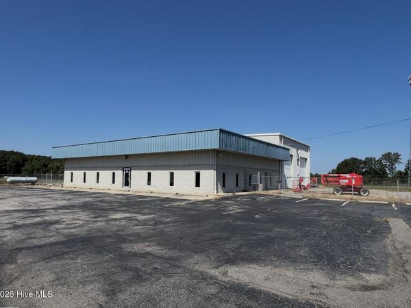 89 Industry Park, Roseboro, NC 28382