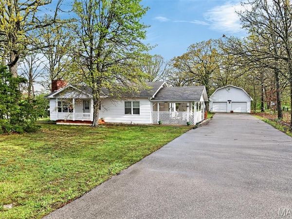 12831 Highway 64 , Lebanon, MO 65536