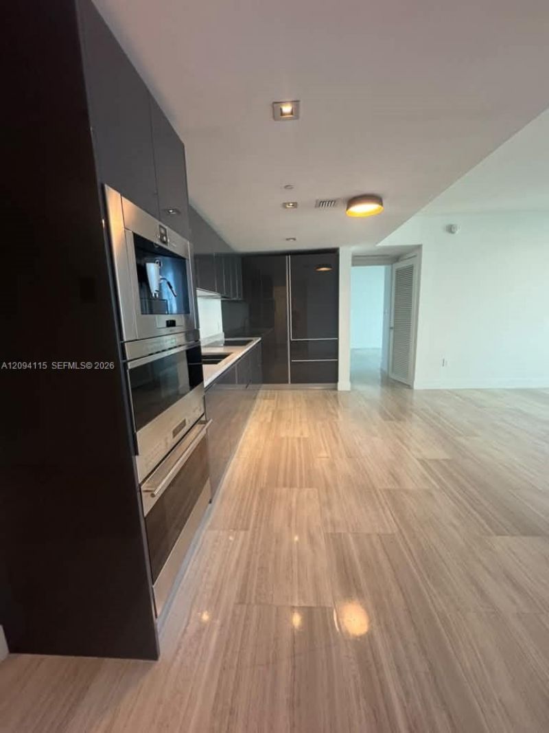 1451 Brickell Ave , Unit 1002, Miami, FL 33131 Photo