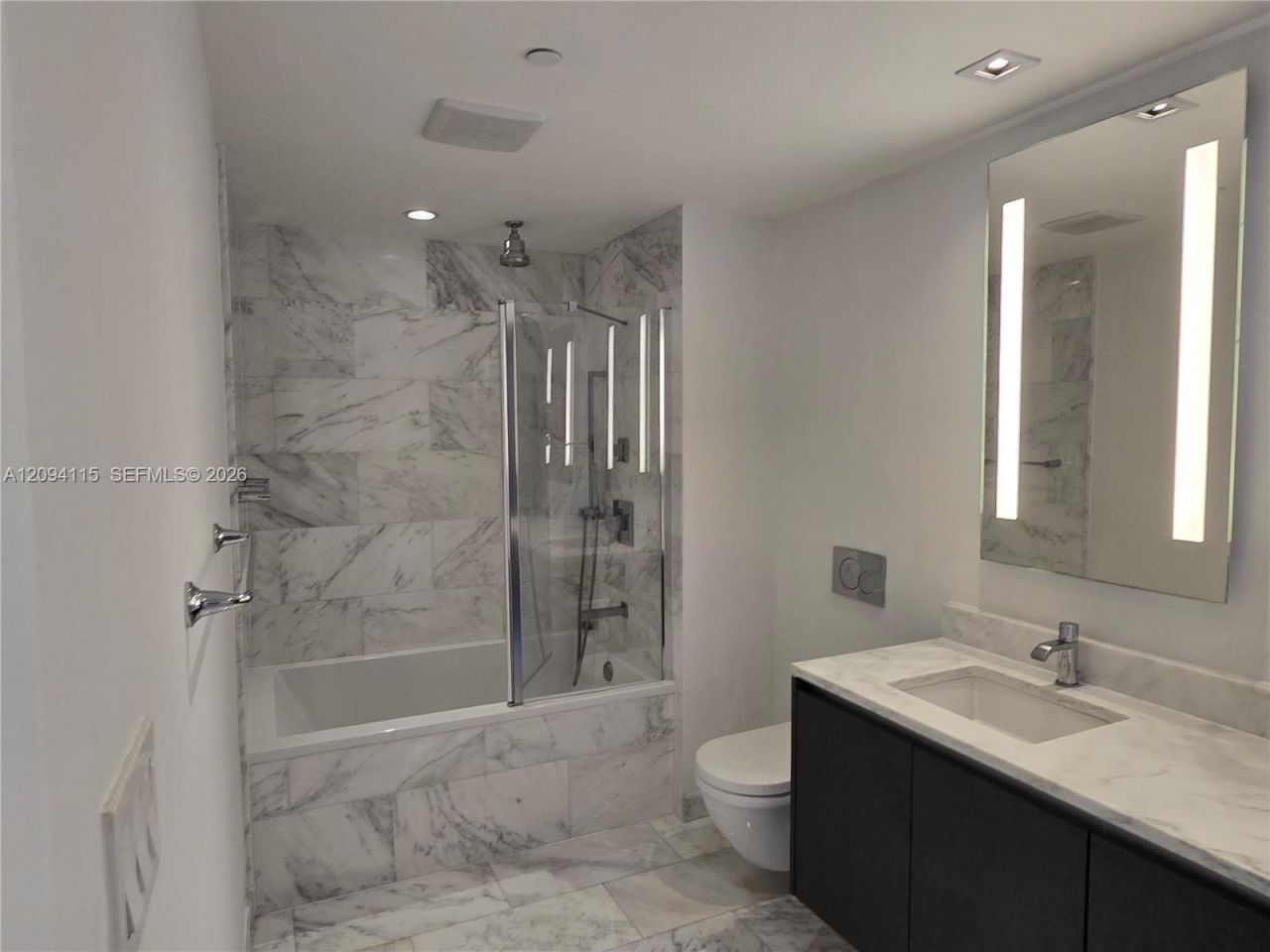 1451 Brickell Ave , Unit 1002, Miami, FL 33131 Photo