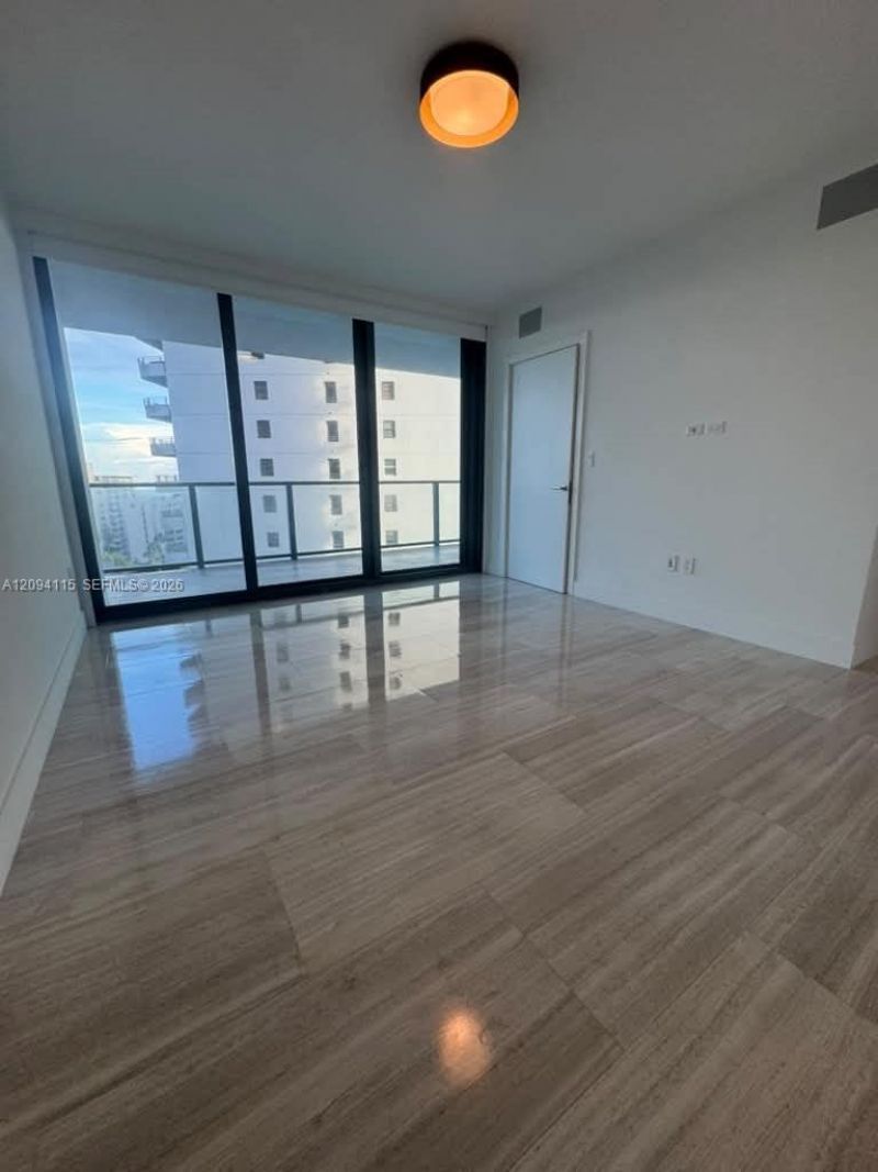 1451 Brickell Ave , Unit 1002, Miami, FL 33131 Photo