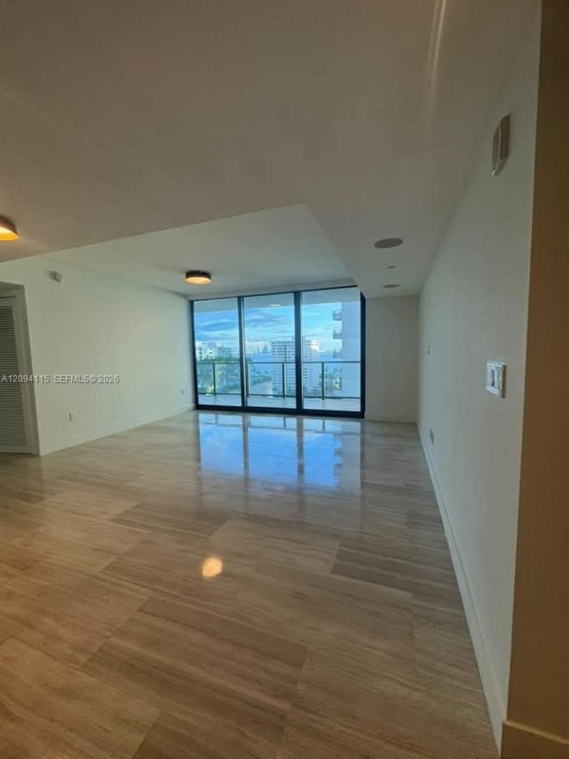 1451 Brickell Ave , Unit 1002, Miami, FL 33131 Photo