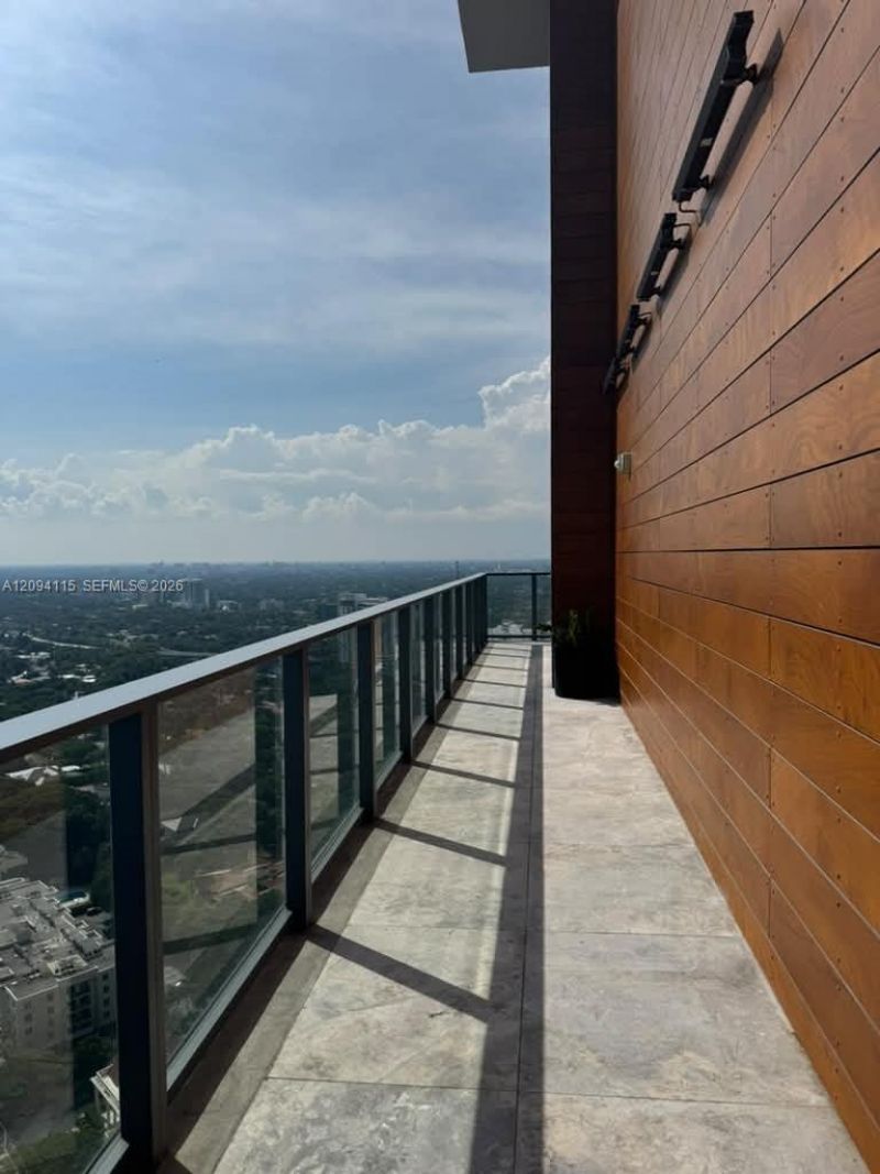 1451 Brickell Ave , Unit 1002, Miami, FL 33131 Photo