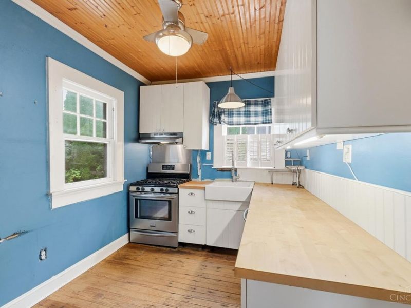 2914 Cortelyou Place, Cincinnati, OH 45213 Photo 3