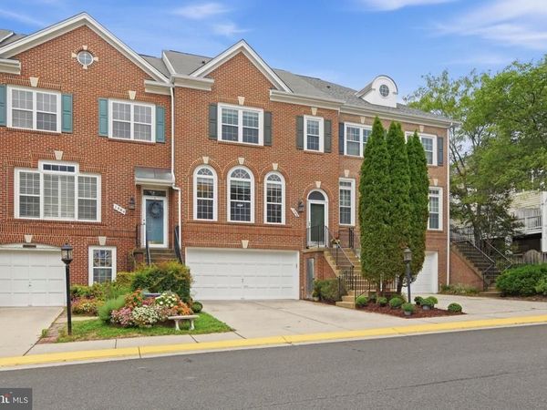 1986 LOGAN MANOR DRIVE, RESTON, VA 20190