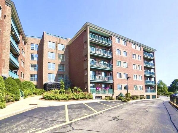 50 South Common St, Unit 403, Lynn, MA 01902