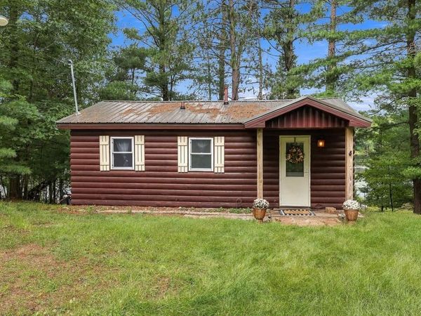 N8637 BLUE MOUNTAIN LAKE ROAD, Ogdensburg, WI 54962