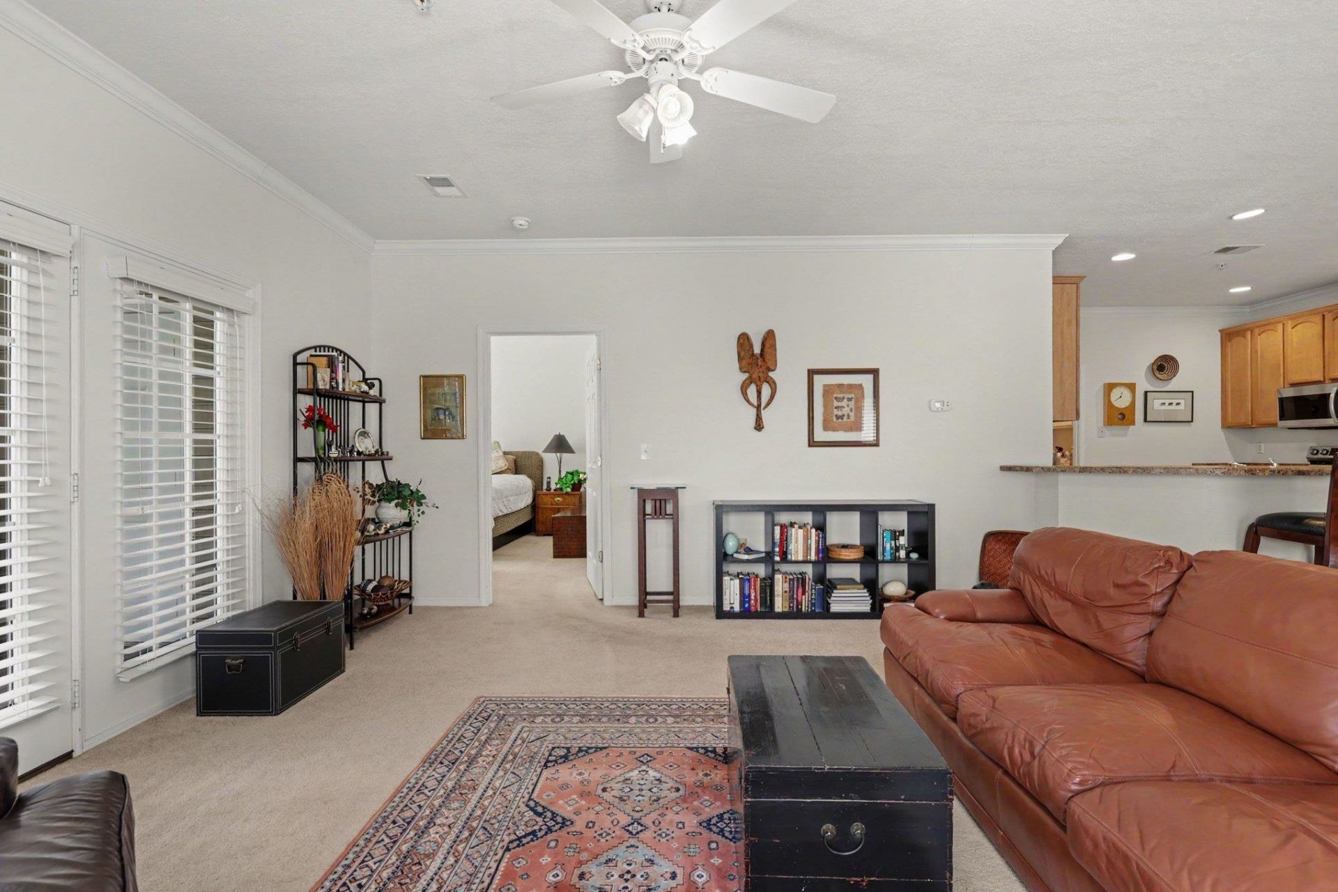 327 Black Oak Ln. Photo 5