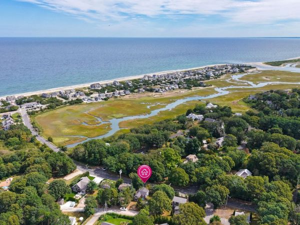 77 Ploughed Neck Rd, Sandwich, MA 02537