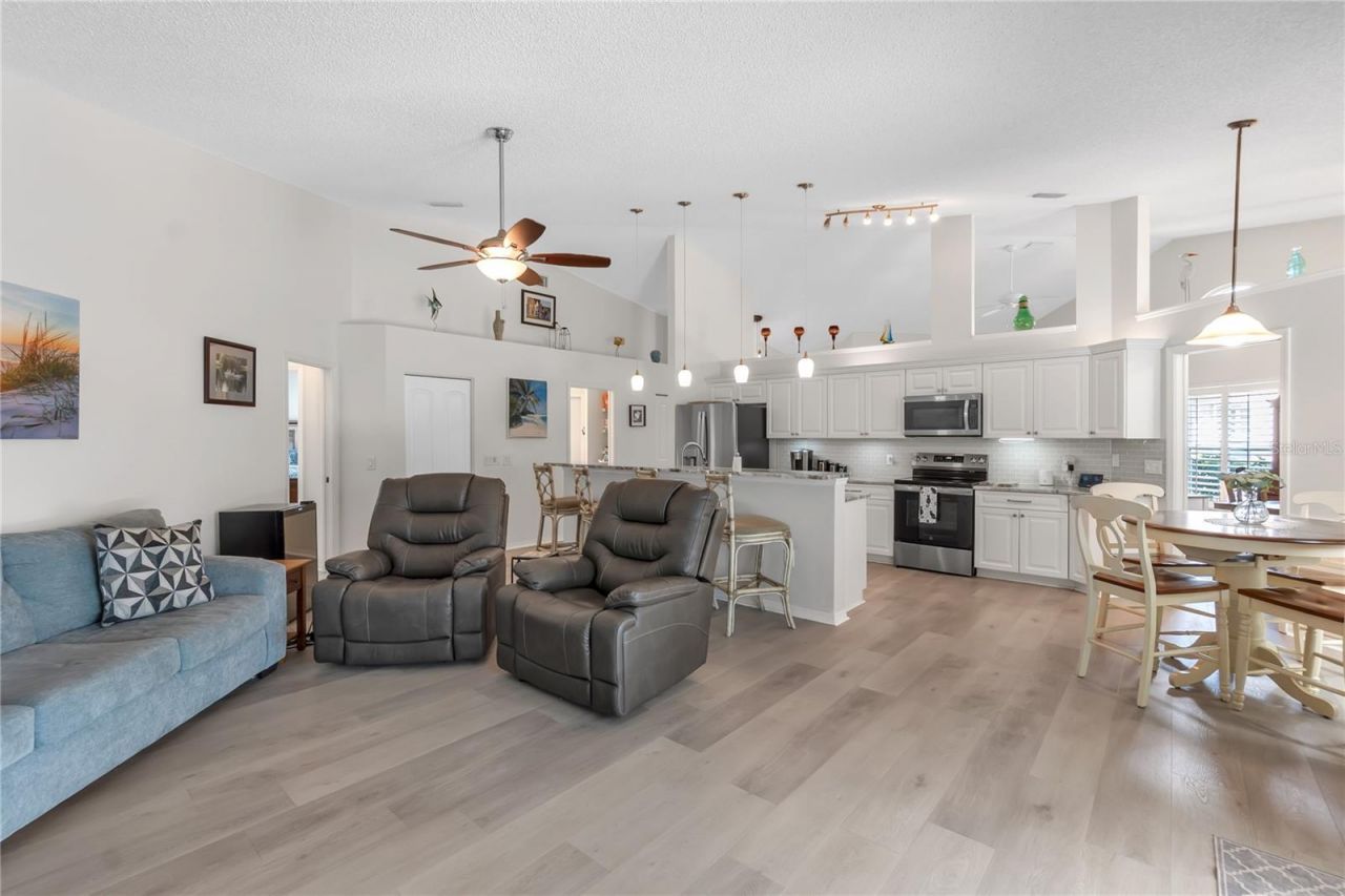 6404 Stone River Road, Bradenton, FL 34203 Photo