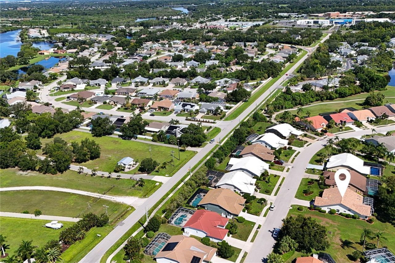 6404 Stone River Road, Bradenton, FL 34203 Photo