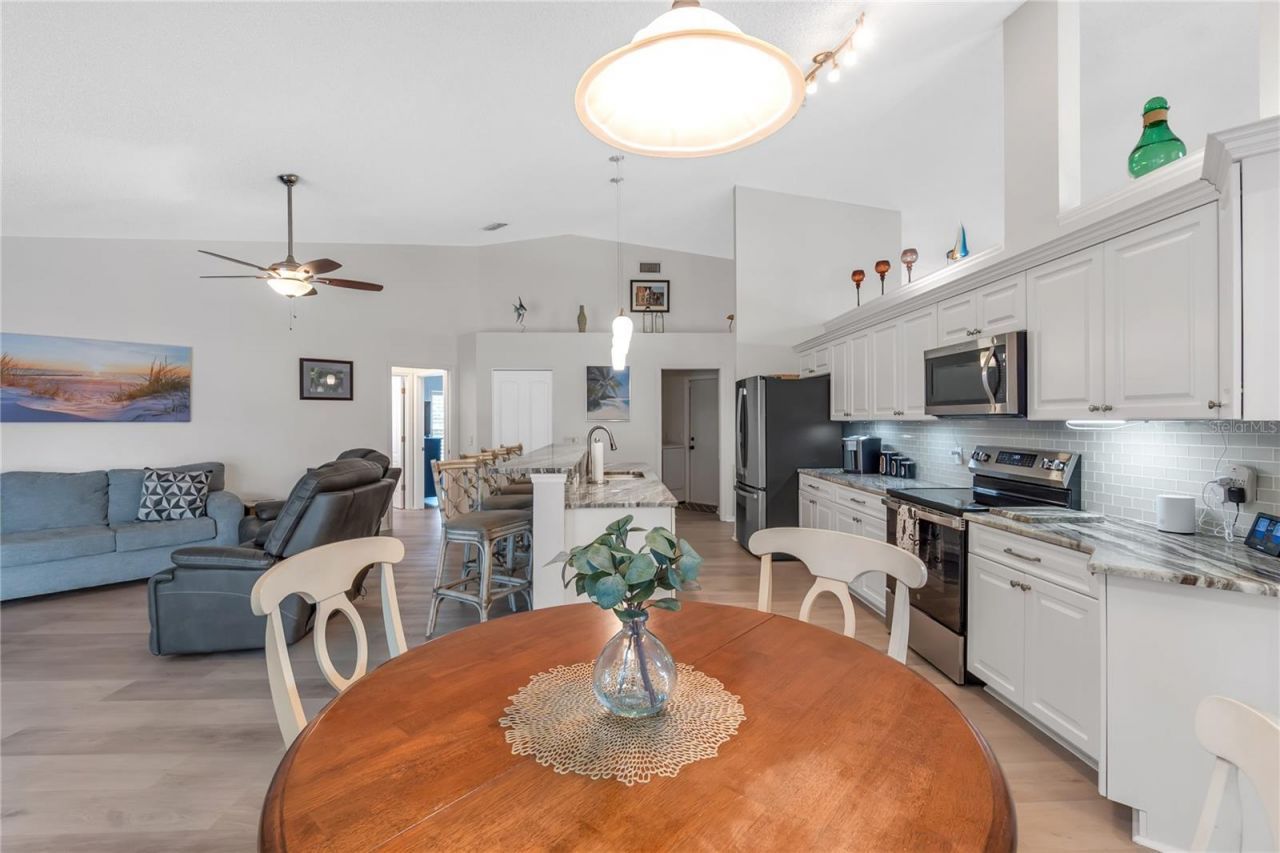 6404 Stone River Road, Bradenton, FL 34203 Photo