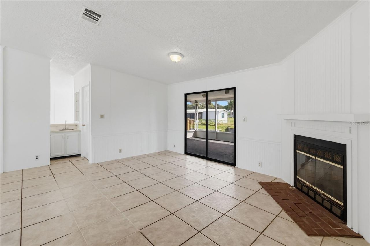 417 Lagoon Court , Kenansville, FL 34739 Photo