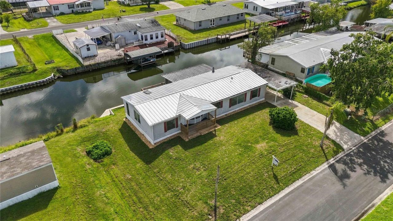417 Lagoon Court , Kenansville, FL 34739 Photo