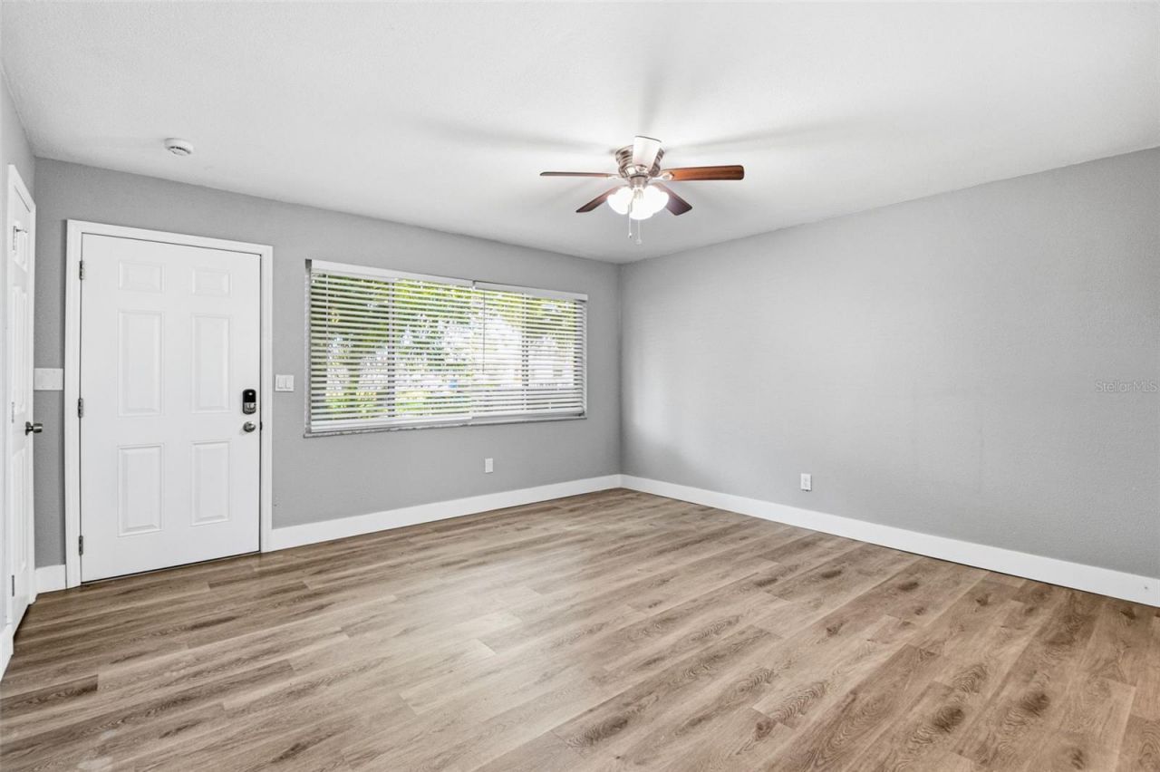 310 93rd Avenue N, Saint Petersburg, FL 33702 Photo