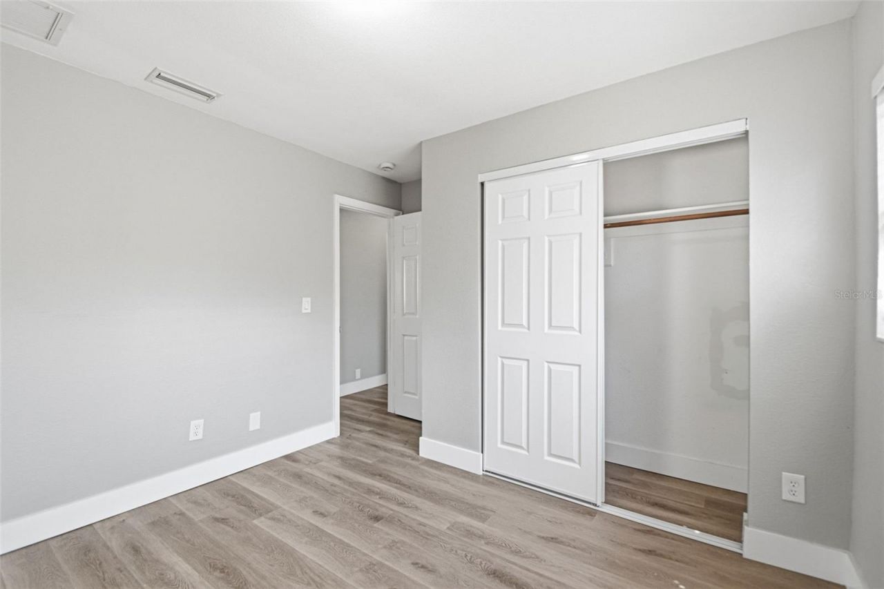 310 93rd Avenue N, Saint Petersburg, FL 33702 Photo