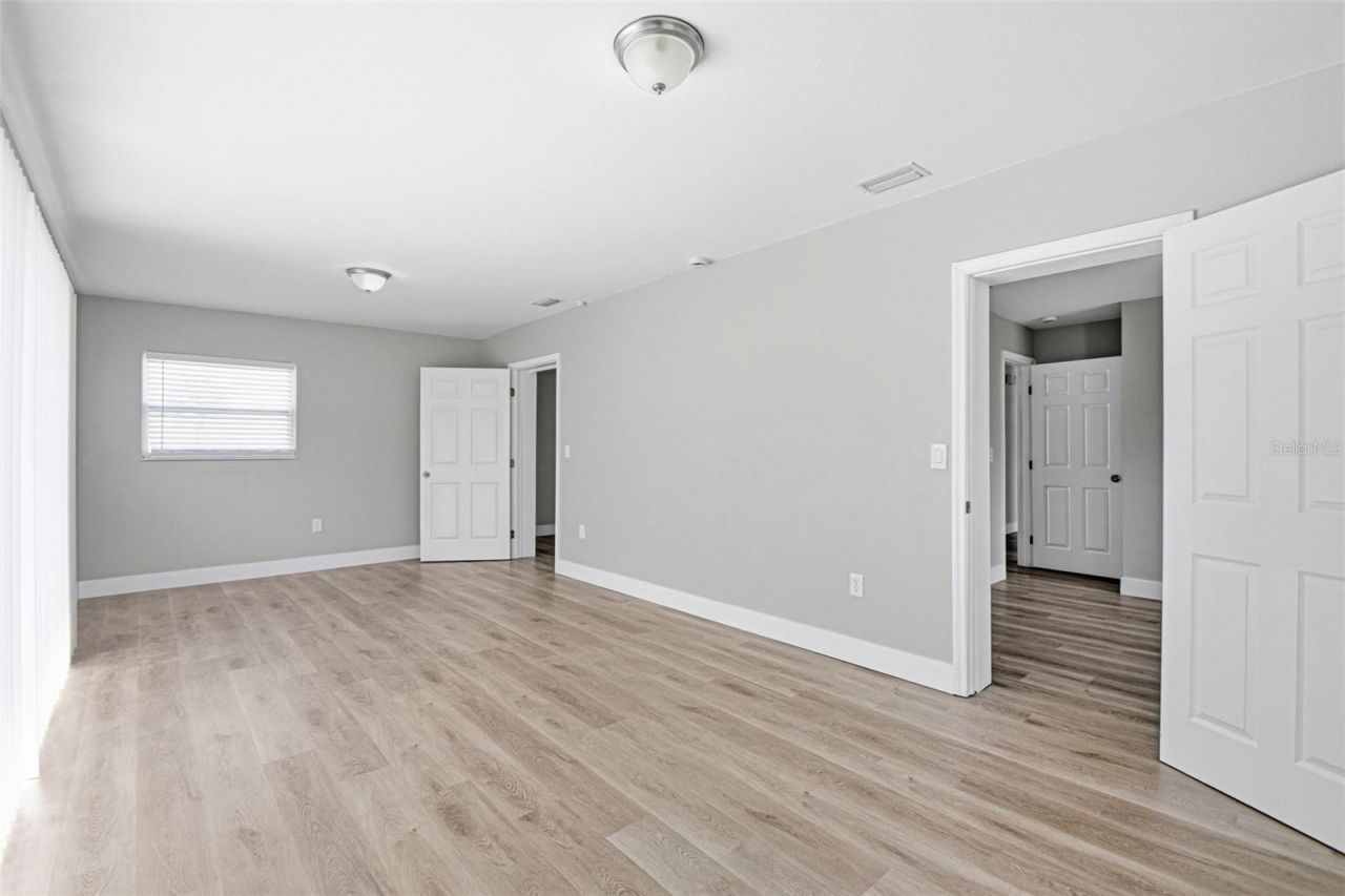 310 93rd Avenue N, Saint Petersburg, FL 33702 Photo